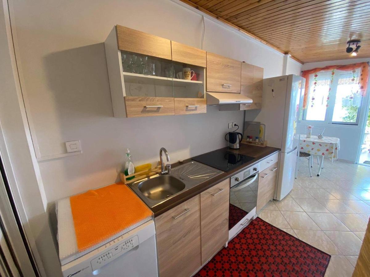 Siga Siga Apartment Megara Exterior photo
